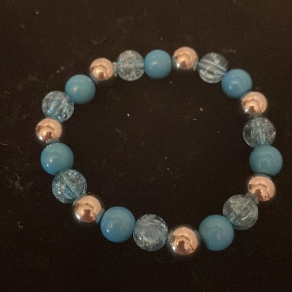 6” blue & silver beaded stackable stretch bracelet with 21 beads - Picture 4 of 10